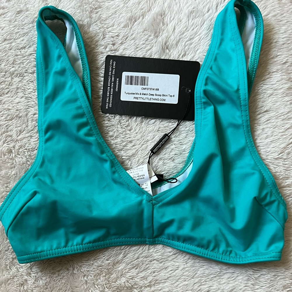 Prettylittlething Bikini Top- NWT